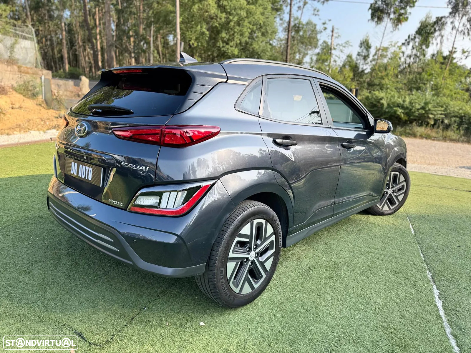 Hyundai Kauai EV 64 kWh Vanguard+TMS - 13