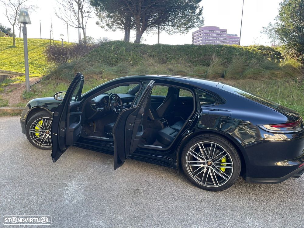 Porsche Panamera - 3
