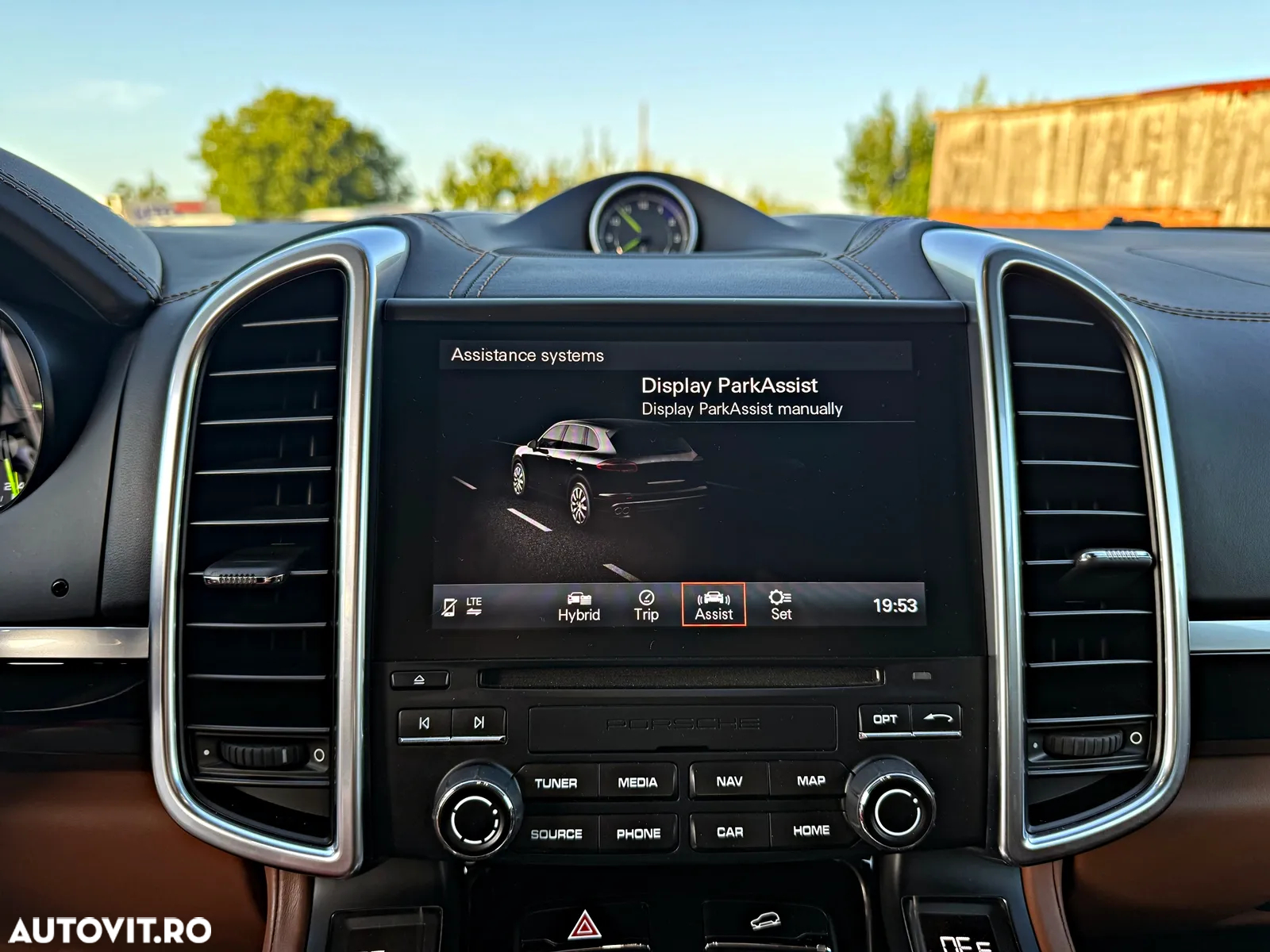 Porsche Cayenne S E-Hybrid Platinum Edition - 33