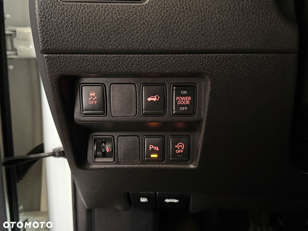 Nissan X-Trail 1.6 DIG-T N-Connecta - 38
