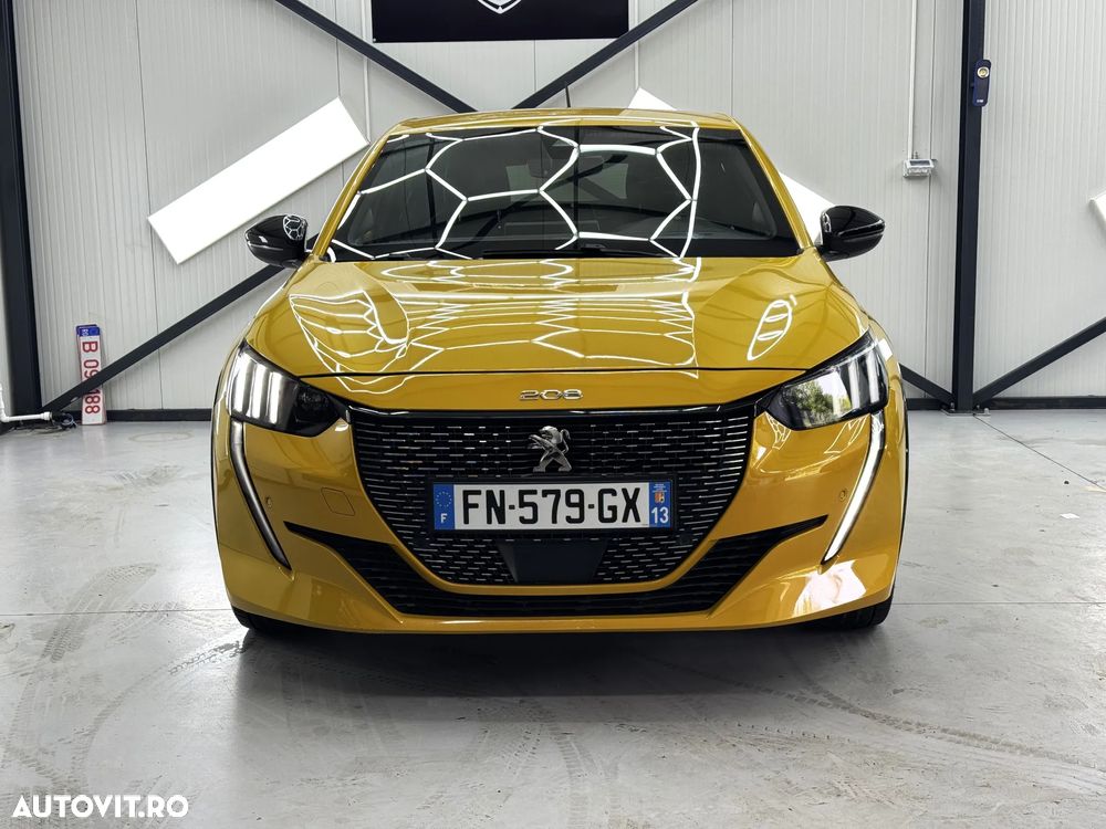 Peugeot 208 PureTech 130 EAT8 GT - 2