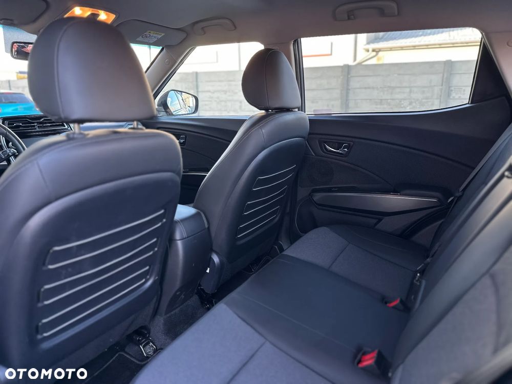 SsangYong/KGM Tivoli - 7