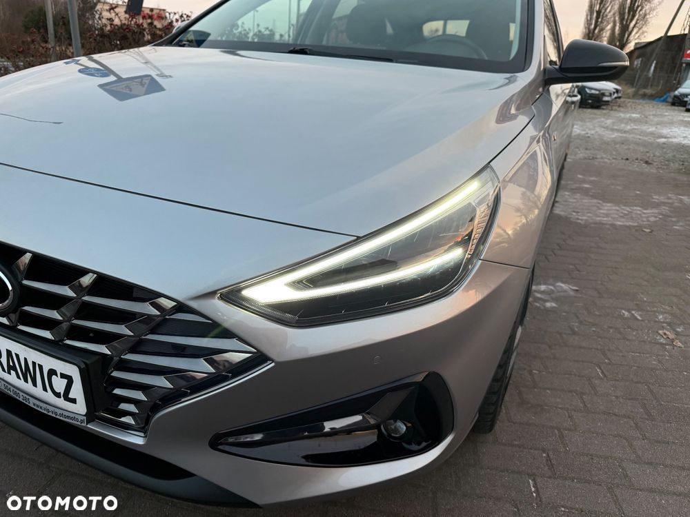 Hyundai i30 1.5 T-GDI 48V-Hybrid Advantage - 32