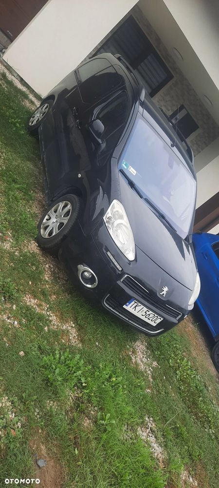 Peugeot Partner HDi FAP 115 Family - 2