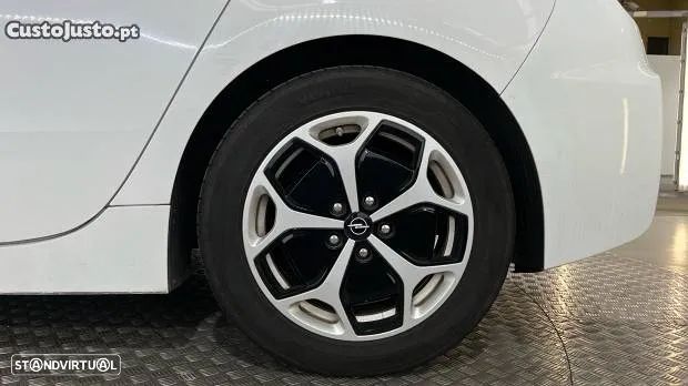 Opel Ampera 1.4 Ecotec Cosmo - 2