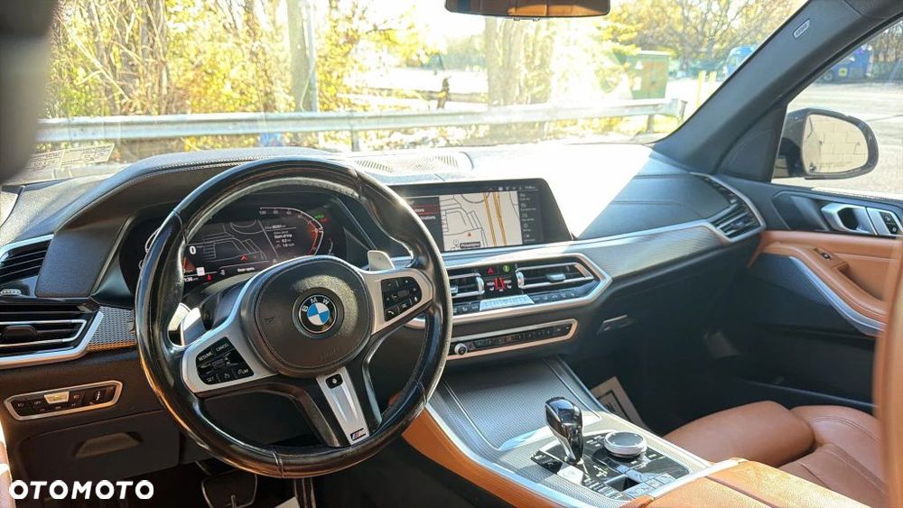 BMW X5 xDrive35i - 7