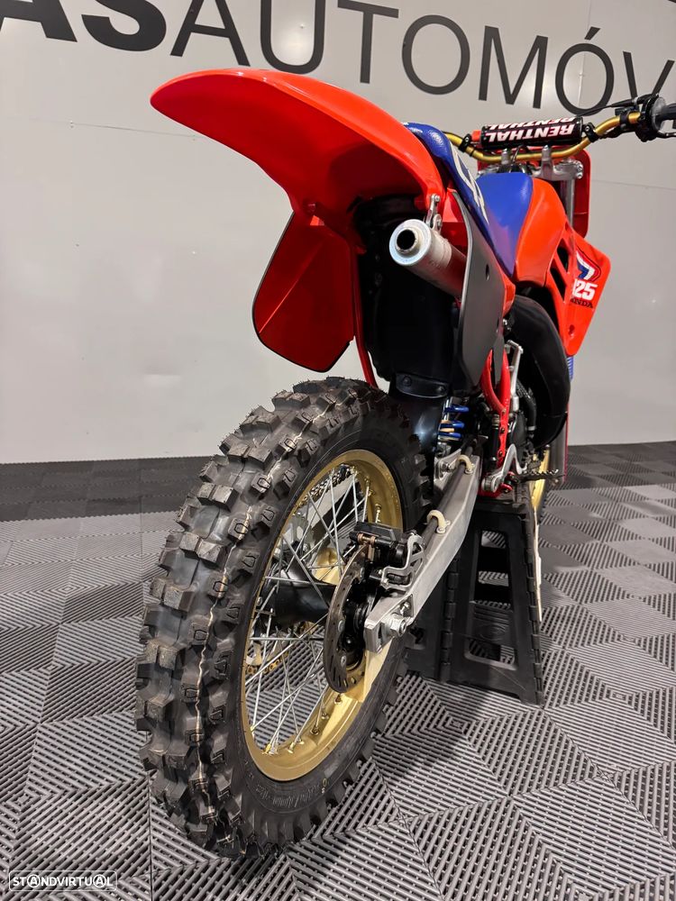 Honda CR 125R - 28