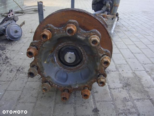 PIASTA PRZEDNIA DAF CF LF XF PRZOD