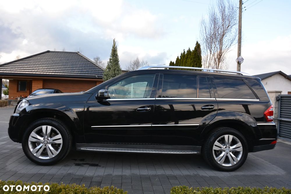 Mercedes-Benz GL 350 BlueTEC 4Matic 7G-TRONIC - 13