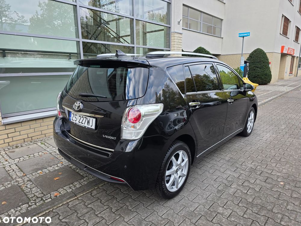 Toyota Verso - 8