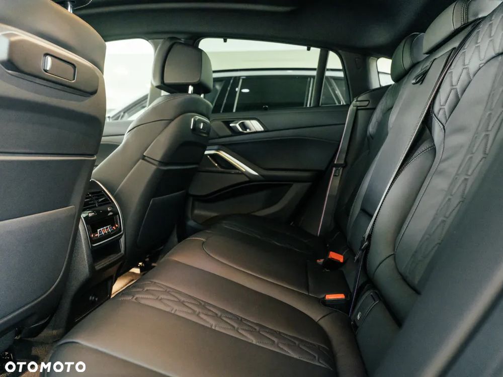 BMW X6 xDrive40d M Sport - 21