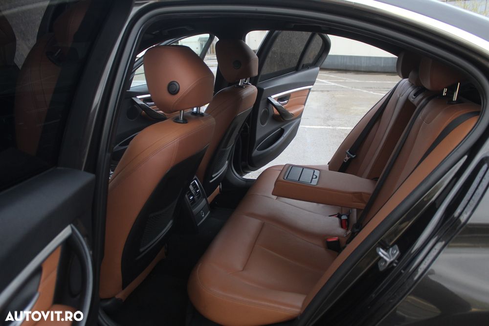 BMW Seria 3 330e iPerformance AT Luxury Line Purity - 18