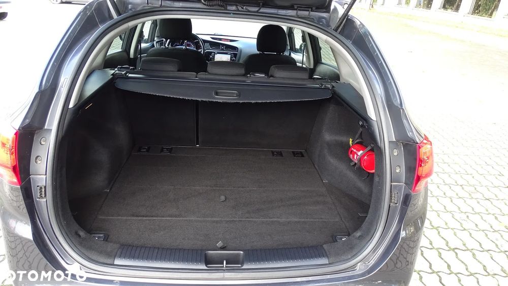 Kia Ceed Cee'd 1.6 CRDi M - 9