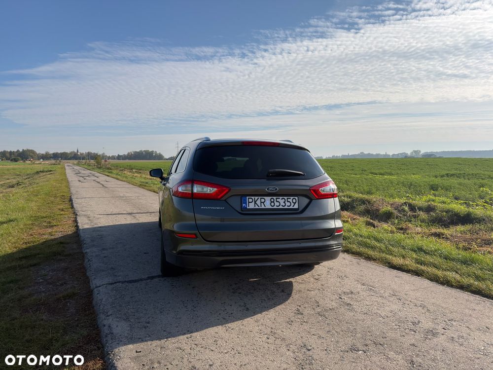 Ford Mondeo - 8