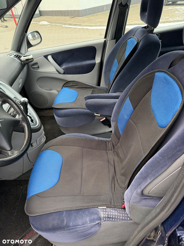 Citroën Xsara Picasso 2.0 16V Exclusive - 8