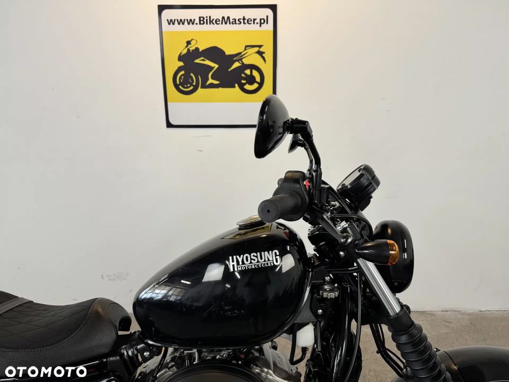 Hyosung GV - 10