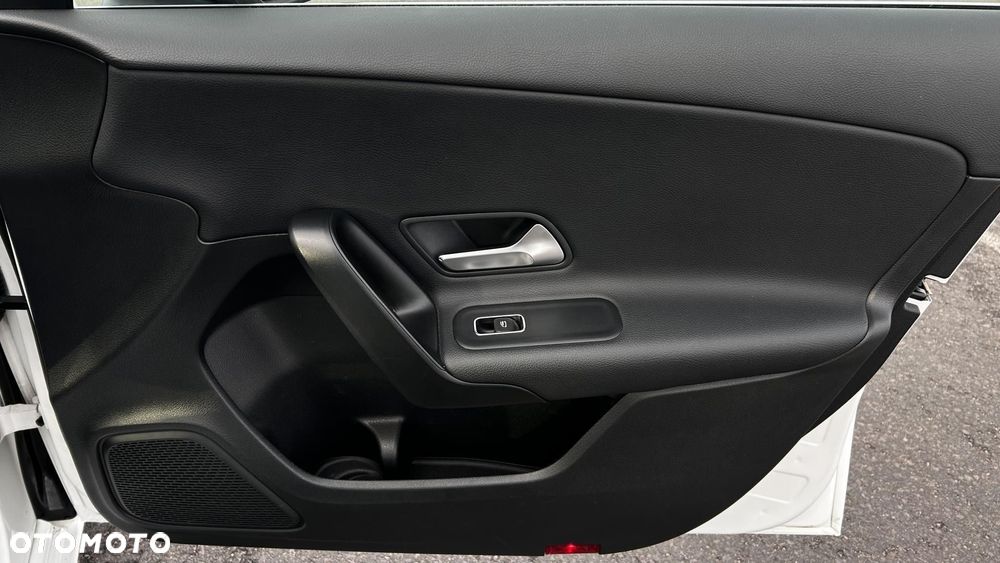 Mercedes-Benz Klasa A 200 Style 7G-DCT - 21