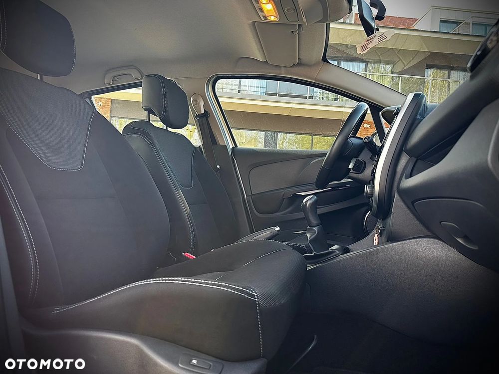 Renault Clio TCe 90 Dynamique - 12