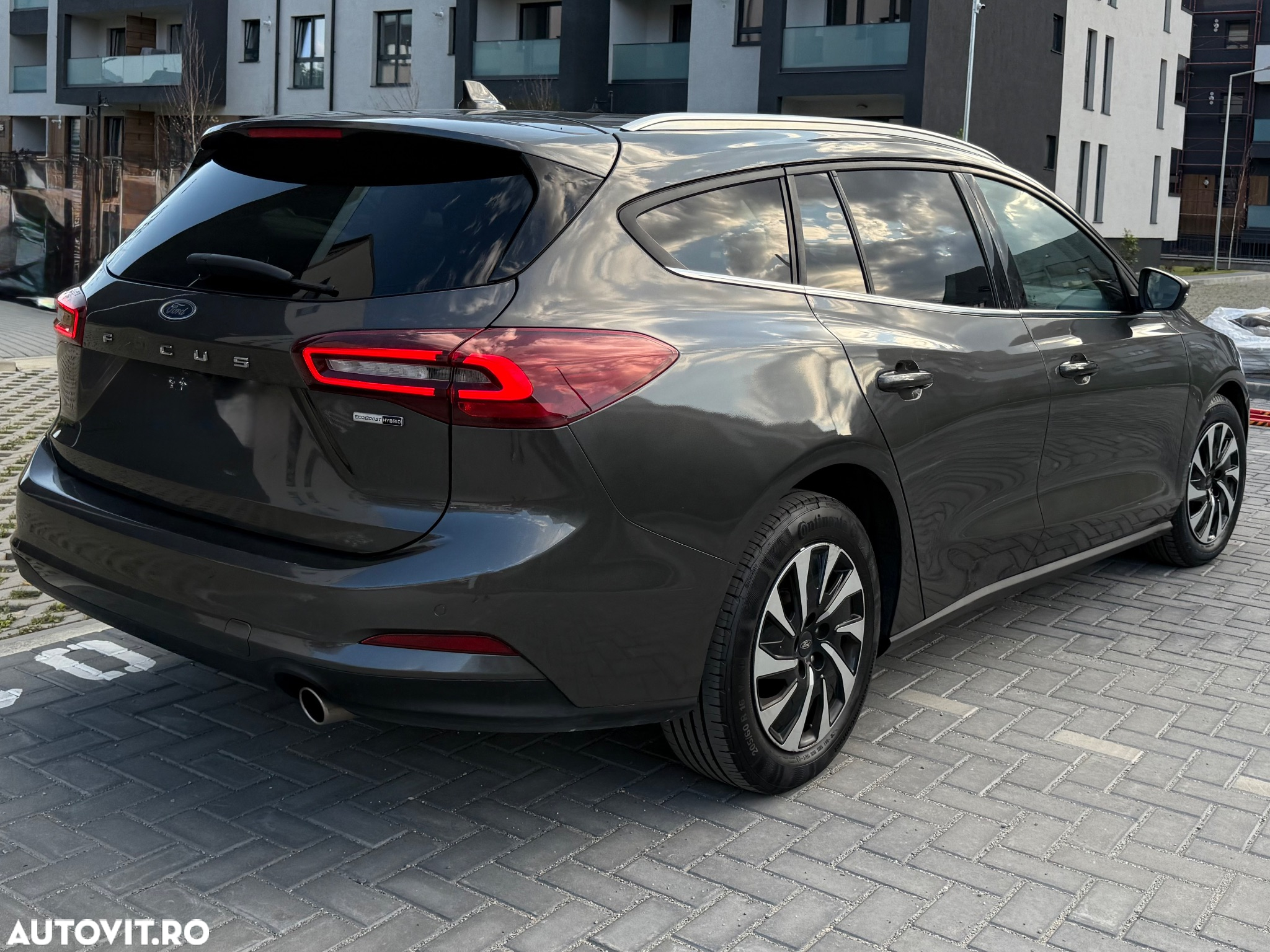 Ford Focus 1.0 EcoBoost Titanium X - 12