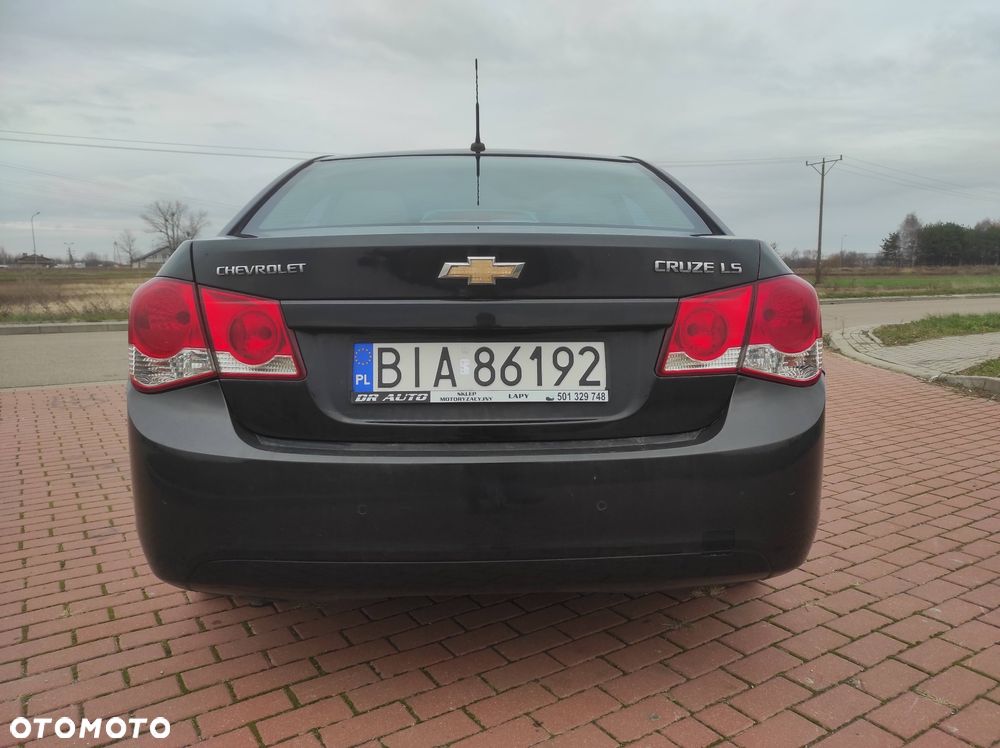 Chevrolet Cruze 1.6 LS - 5
