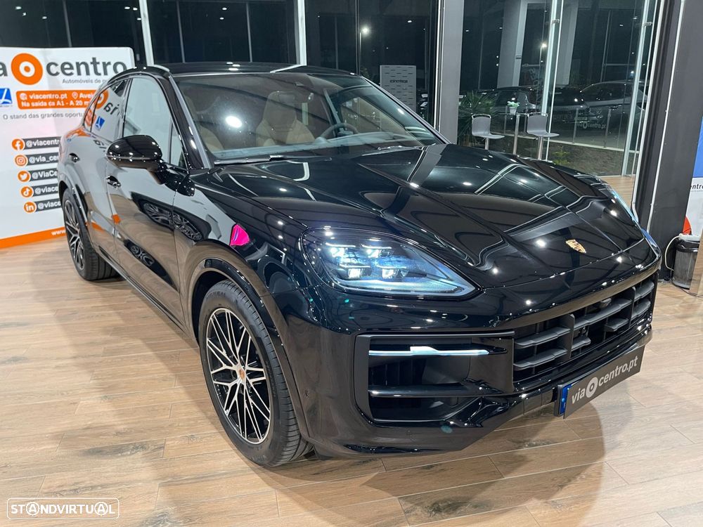 Porsche Cayenne Coupé E-Hybrid Black Edition - 3