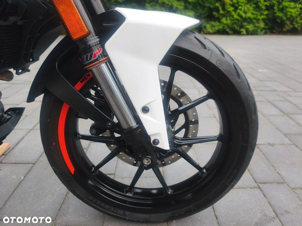 KTM Duke - 12