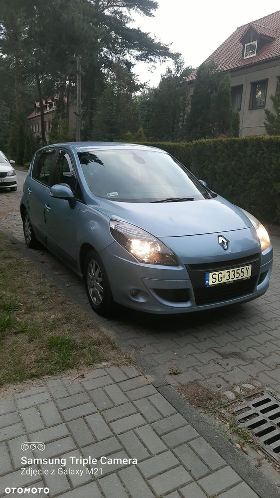 Renault Scenic 2009 photo 2