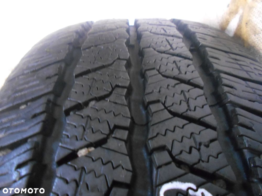 OPONA POJEDYNKA 215/65R15C CONTINENTAL VAN CONTACT WINTER DOT 2123 12MM - 2