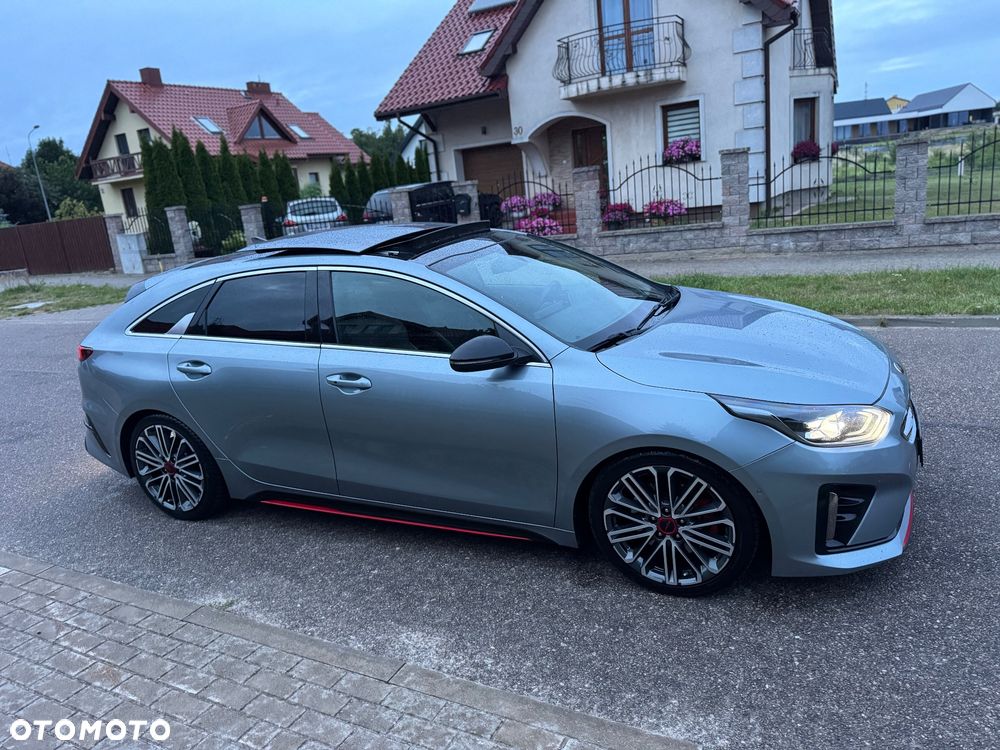Kia ProCeed 1.6 T-GDI DCT7 OPF GT - 12