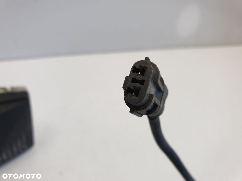 ISUZU NQR NPR NKR PRZEDNI HALOGEN prawy przód - 5