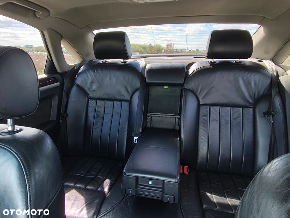 Audi A8 - 17