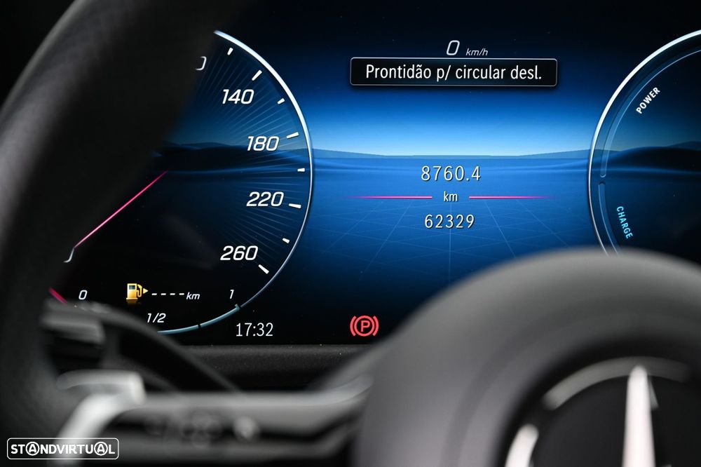 Mercedes-Benz E 300 e AMG Line - 17