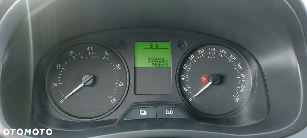 Skoda Fabia 1.4 16V Active - 14