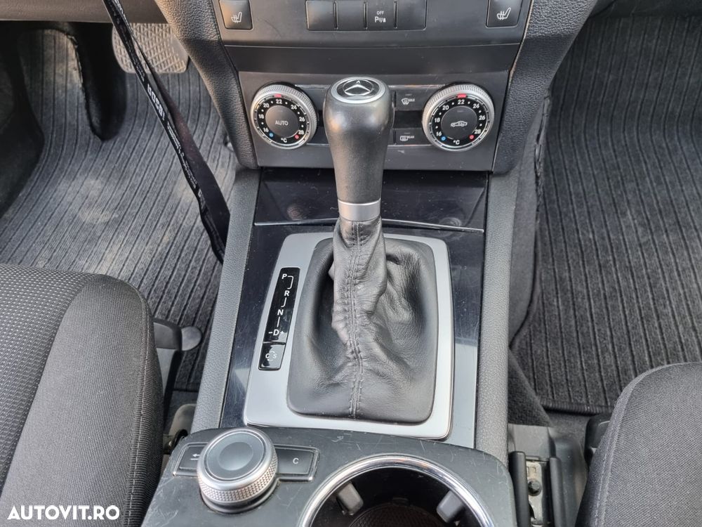 Mercedes-Benz GLK 220 CDI DPF 4Matic BlueEFFICIENCY 7G-TRONIC - 13