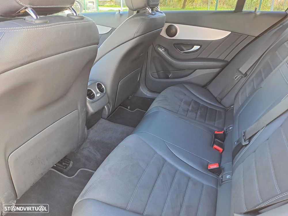 Mercedes-Benz C 300 - 13