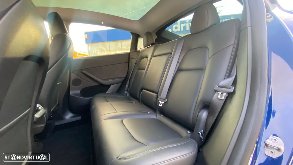 Tesla Model Y Standard - 23