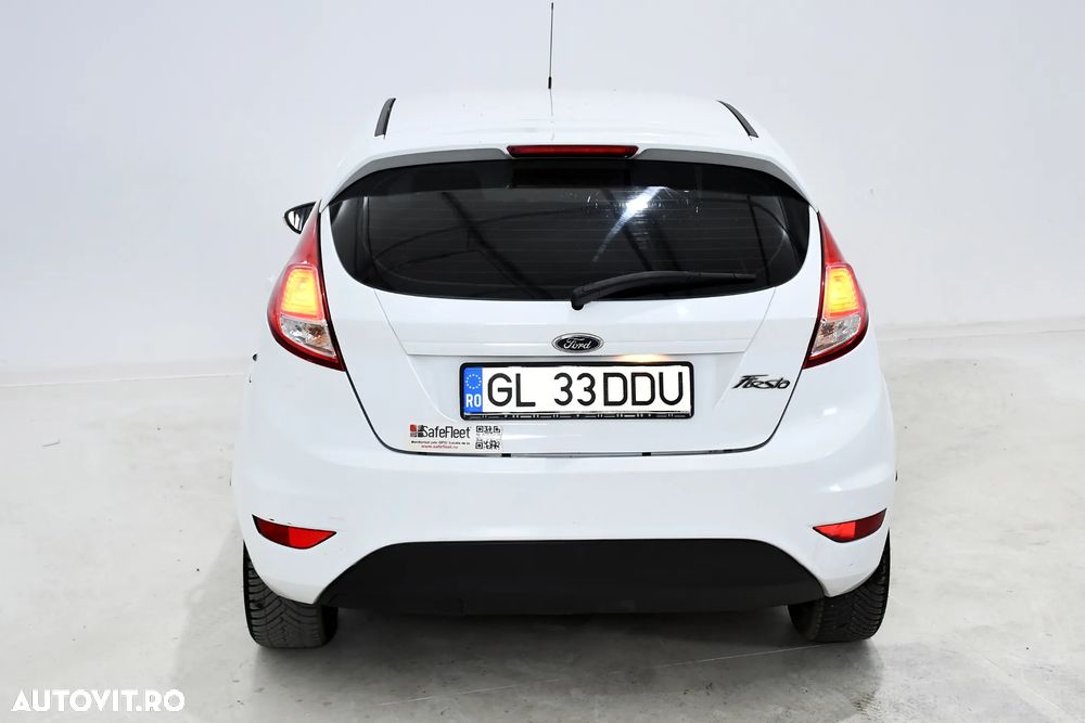 Ford Fiesta 1.5 TDCi Ambiente - 11