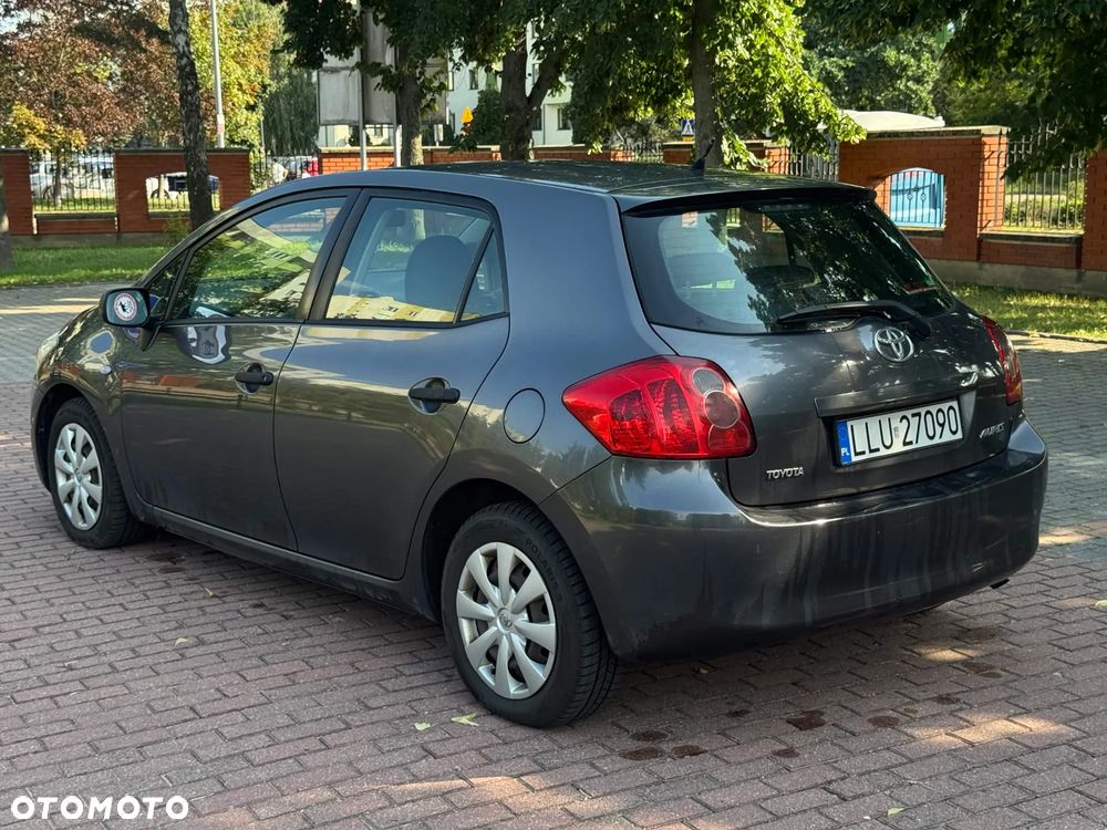 Toyota Auris 1.4 D-4D Terra - 6