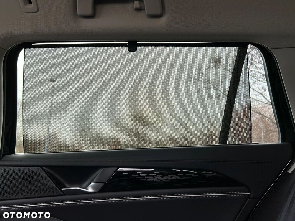 Volkswagen Passat Variant - 27