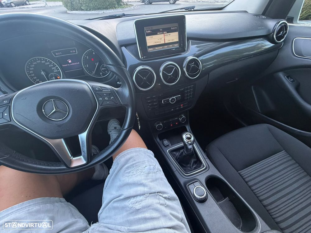 Mercedes-Benz B 180 CDI BlueEFFICIENCY - 31