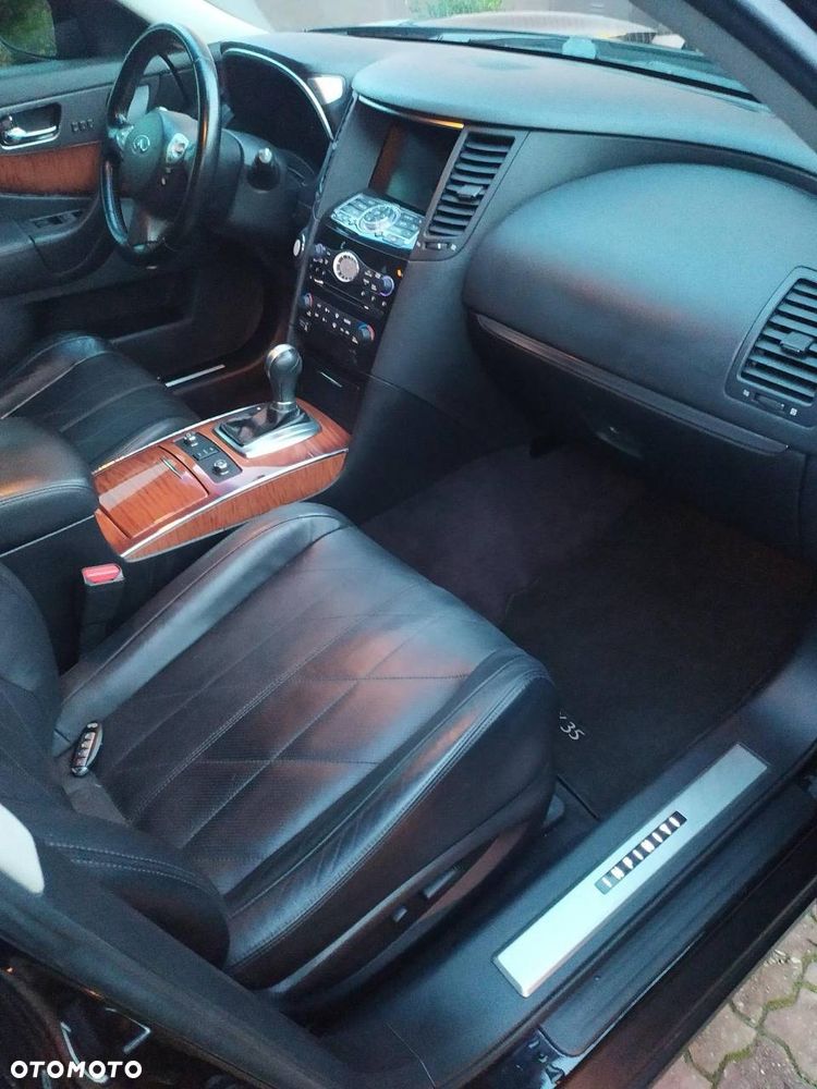 Infiniti FX FX35 - 9
