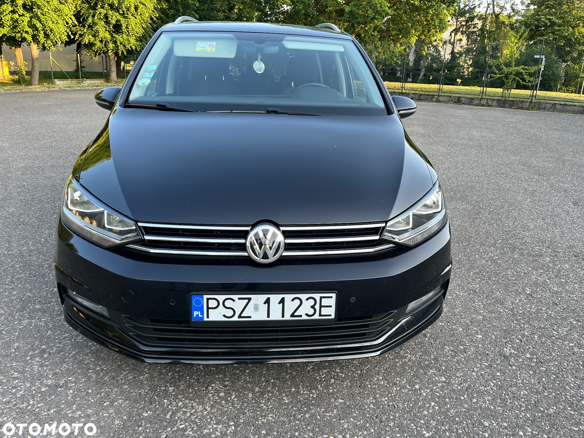 Volkswagen Touran - 3