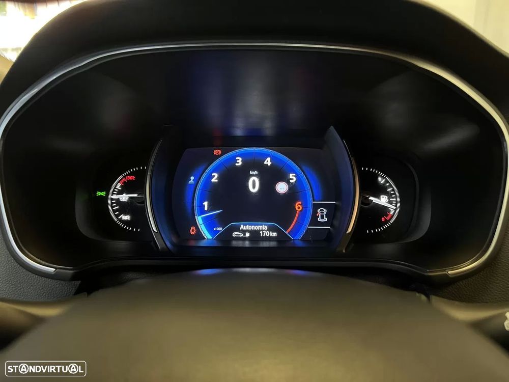 Renault Mégane ENERGY TCe 130 INTENS - 27