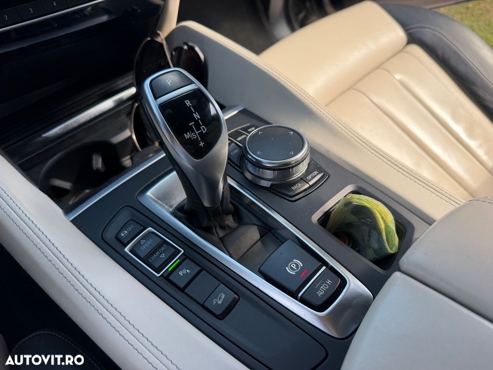 BMW X6 xDrive30d - 15