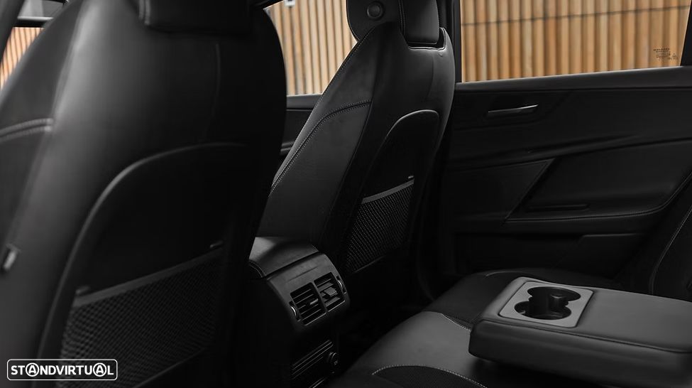Jaguar XE E-Performance Aut. R-Sport - 14