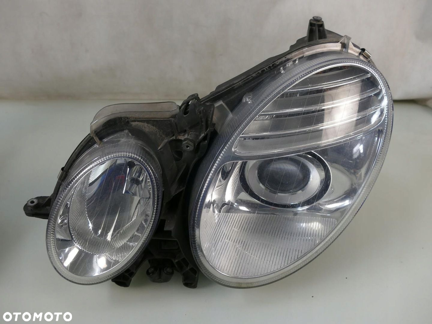 MERCEDES W211 LIFT LAMPA XENON SPRYSKIWACZ PRZÓD LAMPY PRZEDNIE KOMPLET - 2
