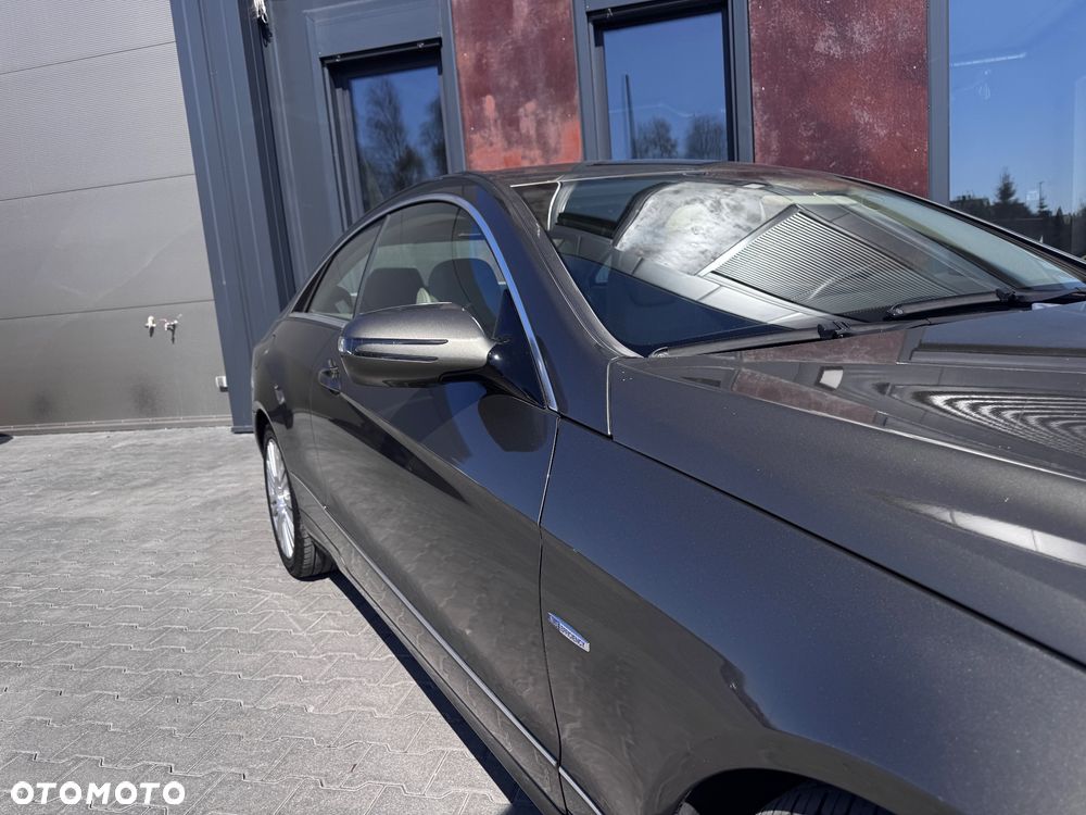 Mercedes-Benz Klasa E 250 CDI DPF BlueEFFICIENCY Automatik Avantgarde - 12