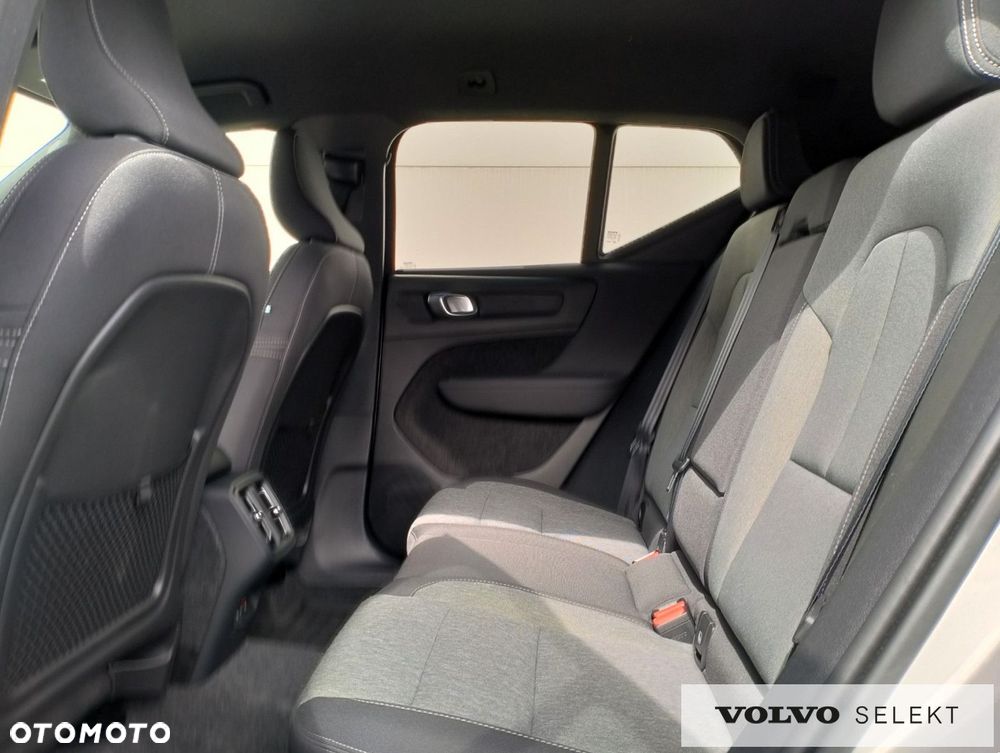 Volvo XC 40 - 11