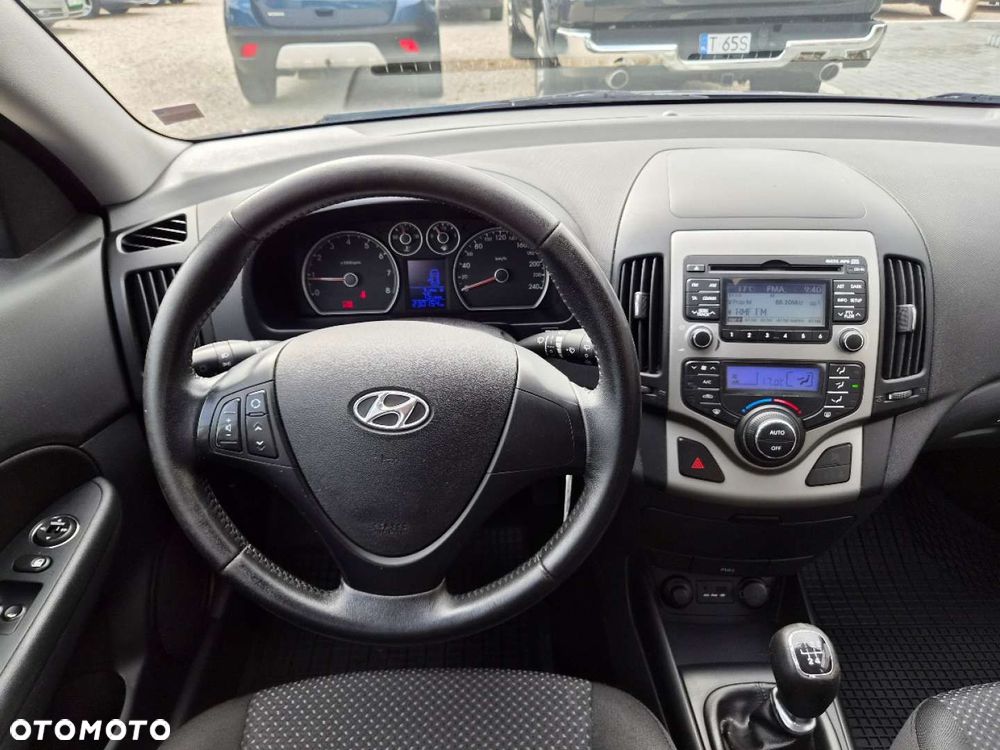 Hyundai i30 - 23