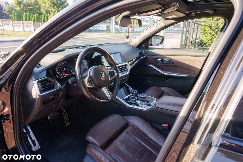 BMW Seria 3 320i Edition M Sport Shadow - 8